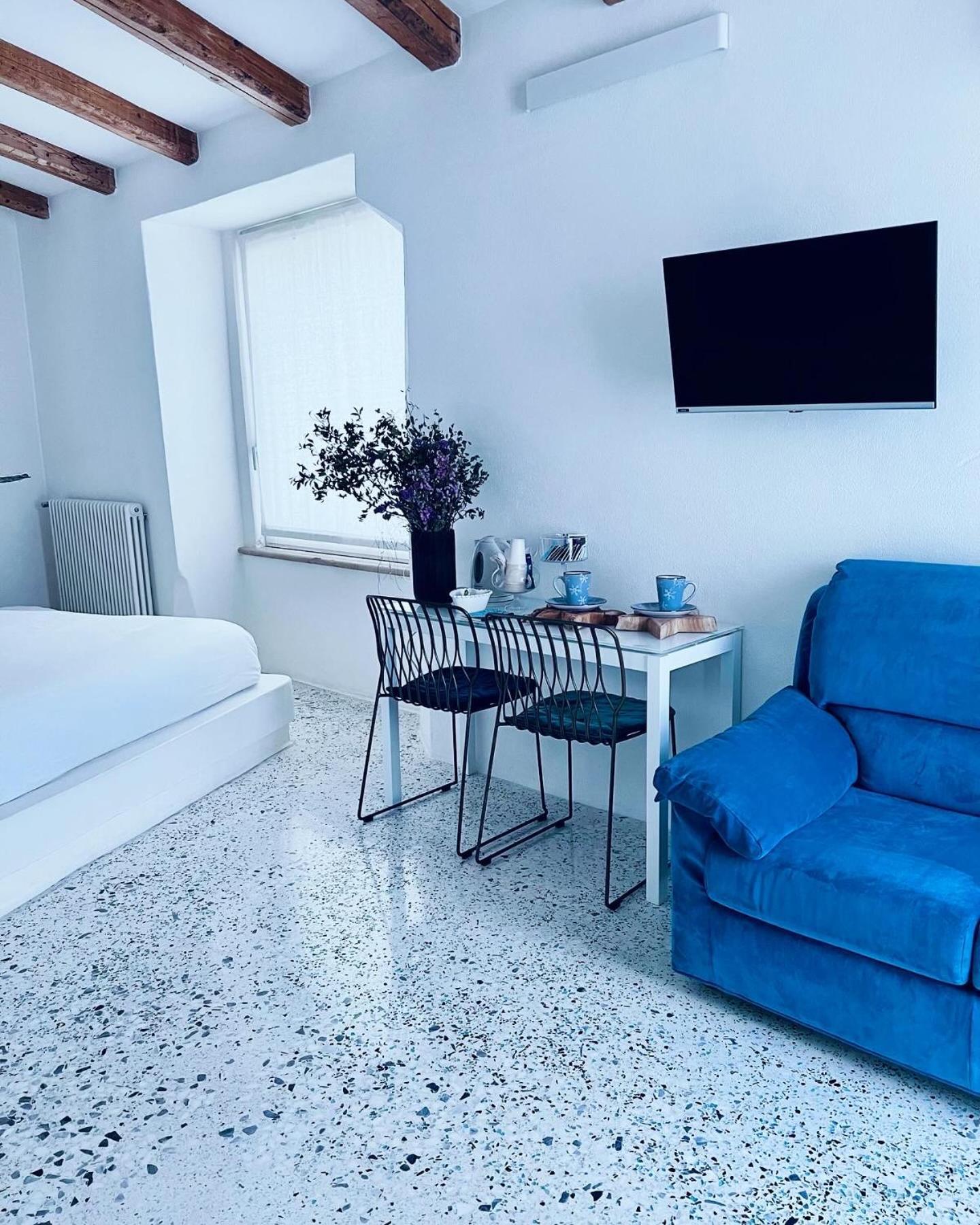 Hydria Guest House Art Gallery Acquaviva delle Fonti Exterior photo